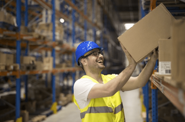 Mercado de galpões logísticos cresceu 134% em 2020. Fonte: Freepik