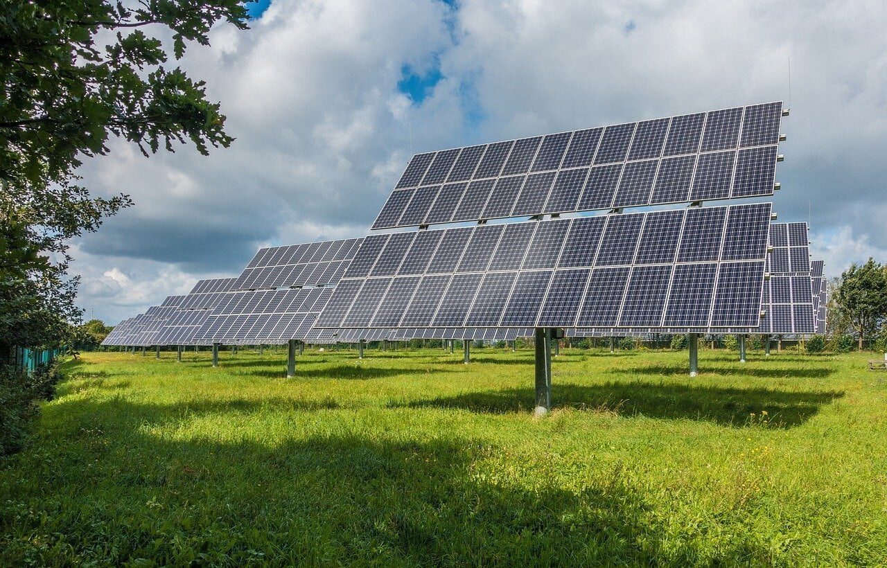 Sistema fotovoltaico de geração de energia solar