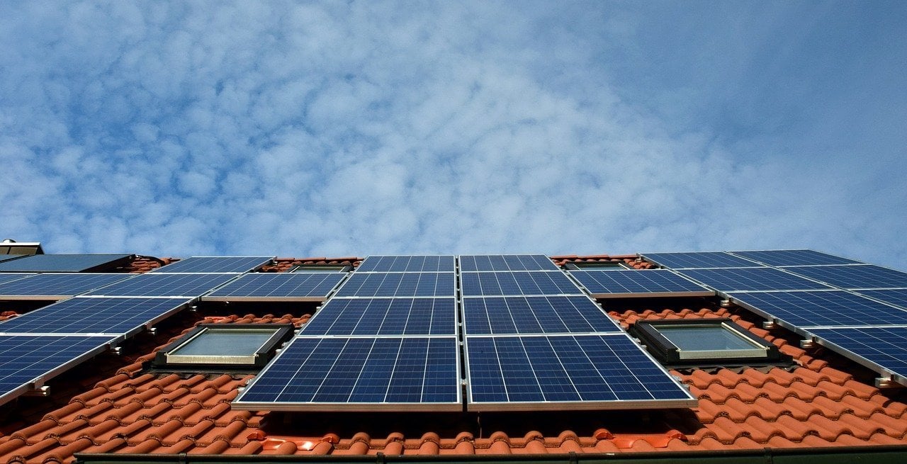 Como funciona a energia solar?